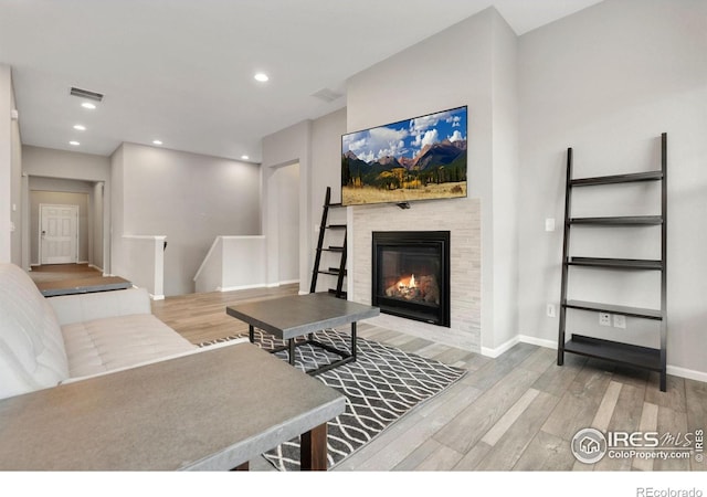 2227 Vermillion Creek Dr, Loveland, CO 80538 - photo 2