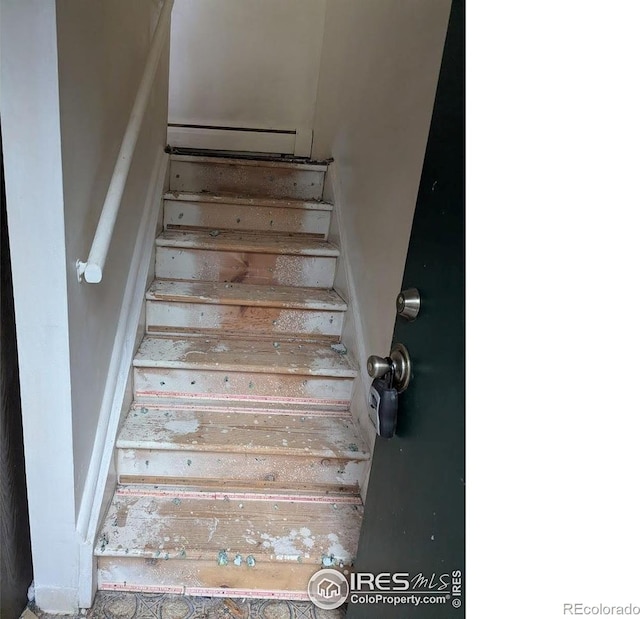 2919 Riverside Dr, Idaho Springs, CO 80452 - view of stairway