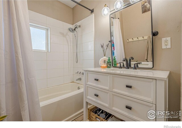 1421 N 7th St, Grand Junction, CO 81501 - full bathroom featuring shower / bath combination with curtain and vanity