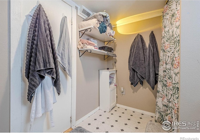 1421 N 7th St, Grand Junction, CO 81501 - spacious closet with light floors