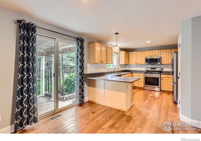 1616 Cedarwood Dr, Longmont, CO 80504