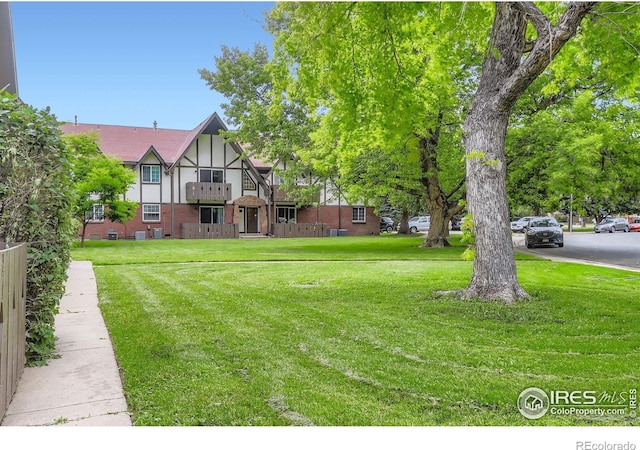 3250 Oneal Cir Unit 10, Boulder, CO 80301 - view of green lawn