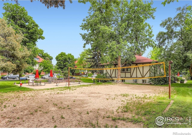 3250 Oneal Cir Unit 10, Boulder, CO 80301 - surrounding community with volleyball court