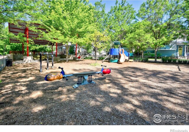 832 Neon Forest Cir, Longmont, CO 80504
