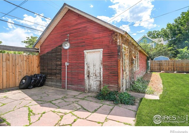 2025 18th St, Boulder, CO 80302 - view of outbuilding with a fenced backyard