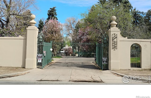 2111 E Alameda Ave, Denver, CO 80209 - view of gate