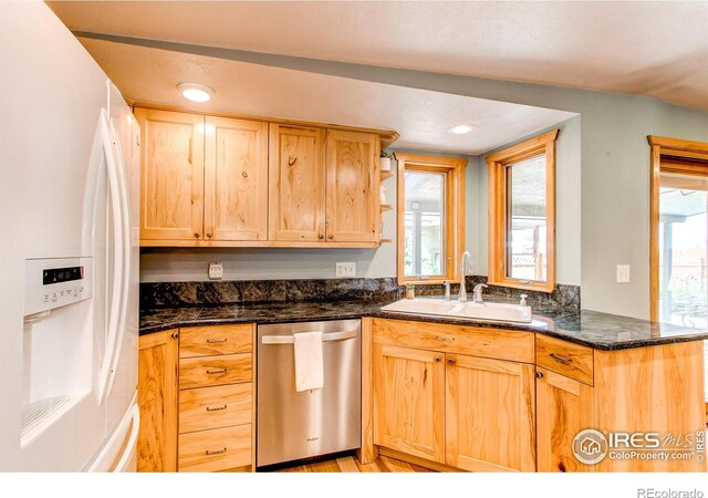 332 N Madison Ave, Loveland, CO 80537 - photo 9