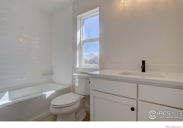 961 Eldorado Ln, Louisville, CO 80027 - full bath featuring vanity and shower / tub combination