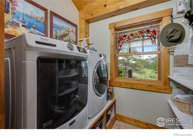 2055 Siskin Dr, Estes Park, CO 80517 - laundry area featuring washer and dryer