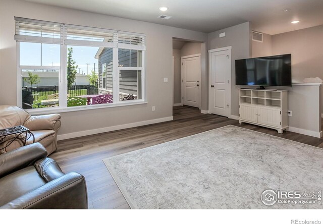 330 High Point Dr Unit 104, Longmont, CO 80504
