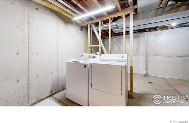 1839 Laurus Ln, Johnstown, CO 80534 - washroom with washer and clothes dryer