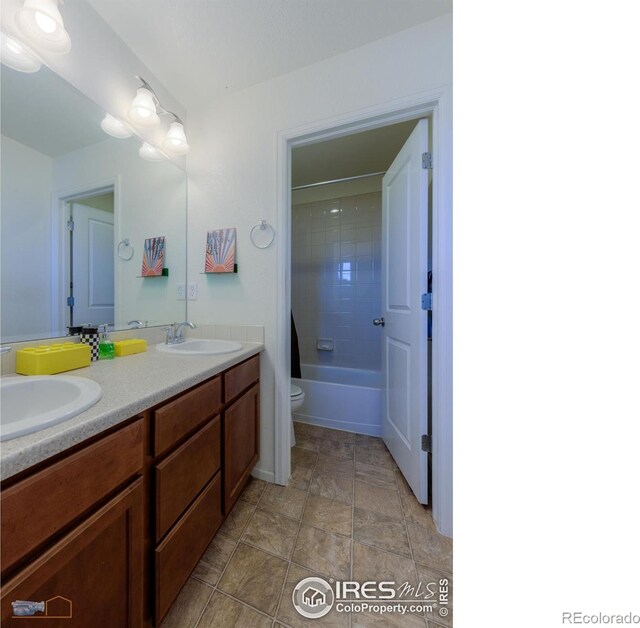 1435 Rustic Dr, Longmont, CO 80504