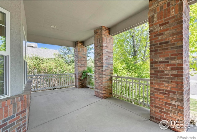 1513 Cannon Mountain Dr, Longmont, CO 80503 - view of porch