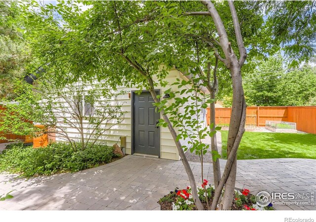 340 Vivian St, Longmont, CO 80501 - photo 28