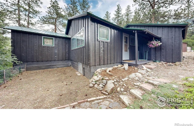 30 Falls Creek Dr, Bellvue, CO 80512 - view of front of property featuring board and batten siding