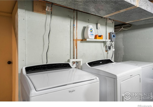 1417 14th St, Greeley, CO 80631 - laundry room with washer and clothes dryer