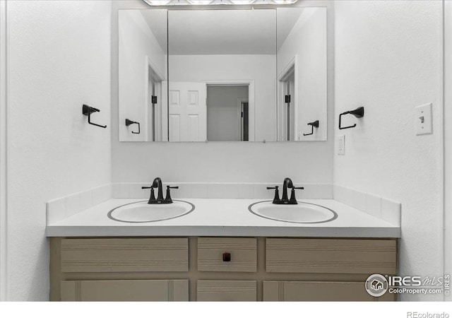 3421 Surrey Ln, Fort Collins, CO 80524 - bathroom featuring double vanity