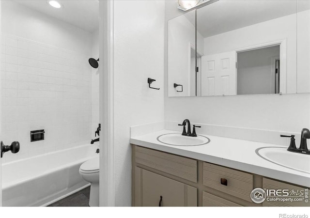 3421 Surrey Ln, Fort Collins, CO 80524 - full bath featuring double vanity and bathing tub / shower combination