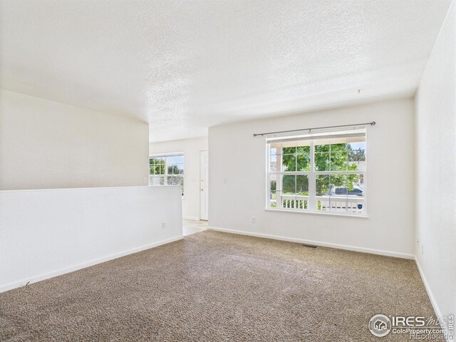 3203 Mariners Landing Dr, Evans, CO 80620 - photo 12