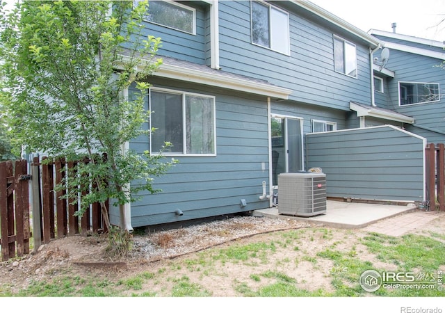 1061 Tierra Ln, Fort Collins, CO 80521 - photo 4