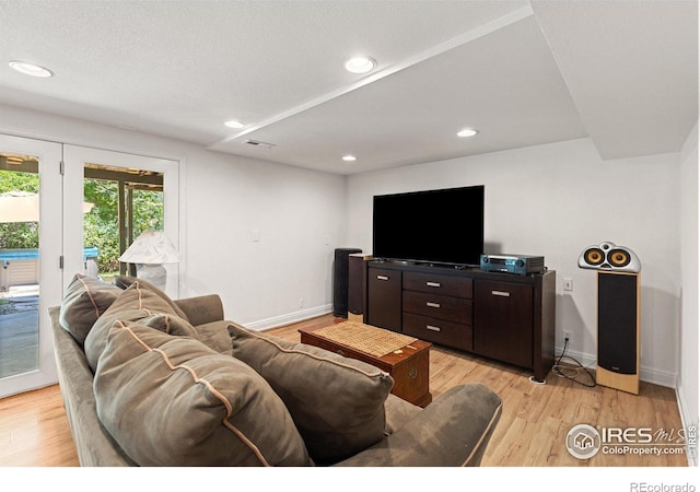 7261 Mount Meeker Rd, Longmont, CO 80503 - living area with light wood-style floors and recessed lighting