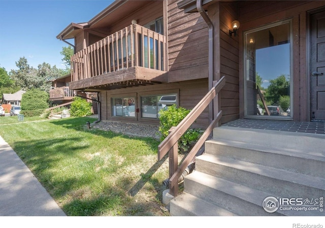 2636 Juniper Ave Unit 1, Boulder, CO 80304 - entrance to property featuring a yard and a balcony