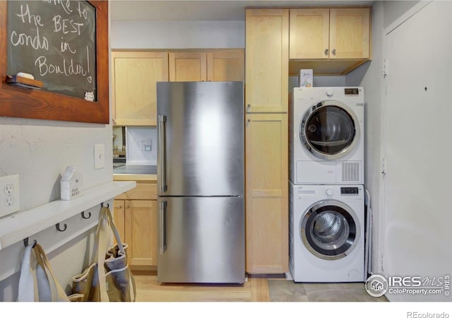 2636 Juniper Ave Unit 1, Boulder, CO 80304 - laundry area featuring stacked washing machine and dryer