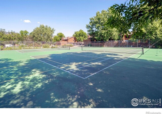 2636 Juniper Ave Unit 1, Boulder, CO 80304 - view of tennis court with community basketball court