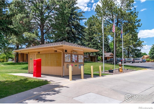 40 Walter Way, Broomfield, CO 80020 - view of home's community featuring mail area and a lawn
