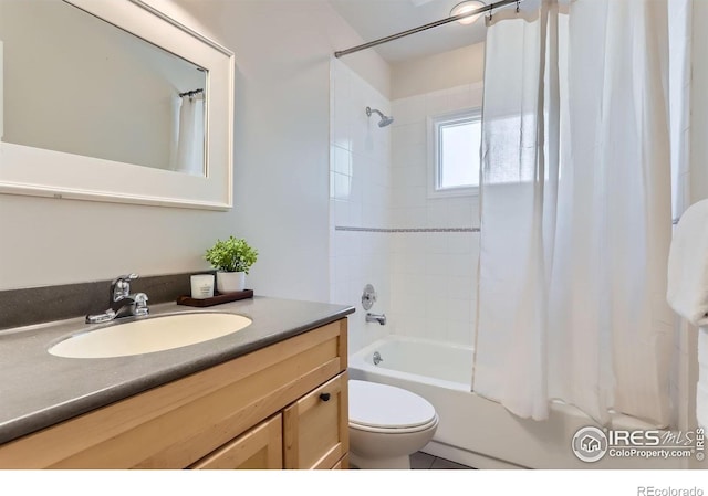 725 Union Ave, Boulder, CO 80304 - full bathroom featuring vanity and shower / tub combo