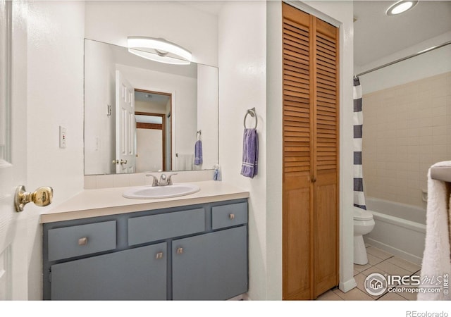4717 Tantra Dr Unit G, Boulder, CO 80305 - full bath with tile patterned floors, vanity, and shower / tub combo