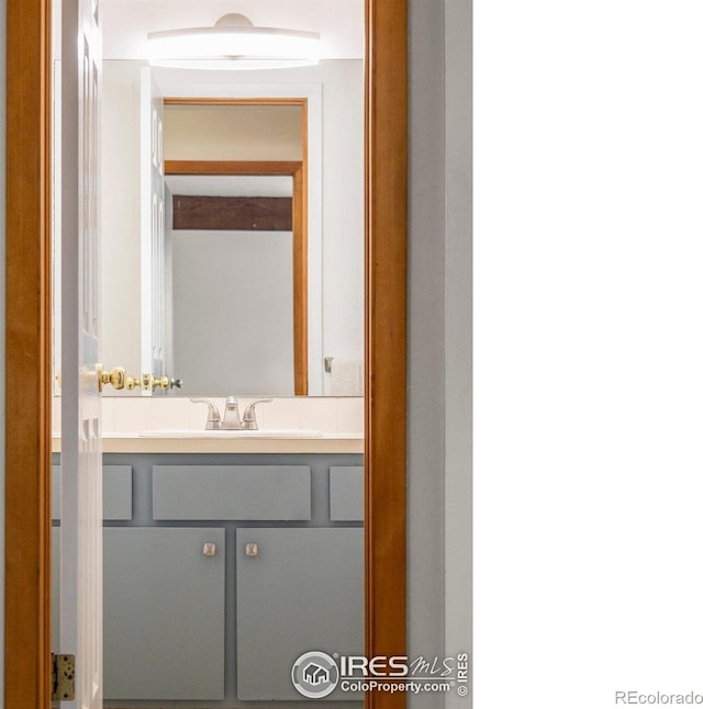 4717 Tantra Dr Unit G, Boulder, CO 80305 - bathroom with vanity