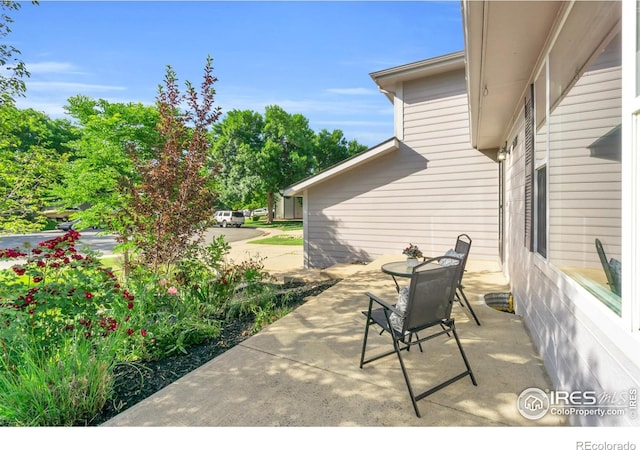 2036 Lexington Ct, Fort Collins, CO 80526 - view of patio / terrace