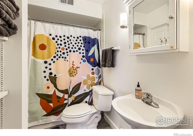 4815 Sugarloaf Rd, Boulder, CO 80302 - full bathroom with a shower with shower curtain and tile patterned flooring
