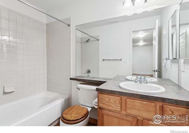 1993 S Fork Dr, Lafayette, CO 80026 - bathroom featuring vanity and tub / shower combination