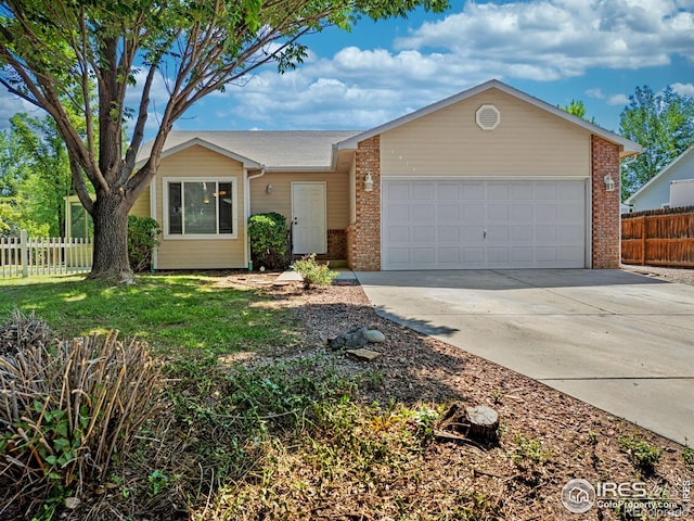 541 N Mountain Oak Ct, Clifton, CO 81520 - photo 1