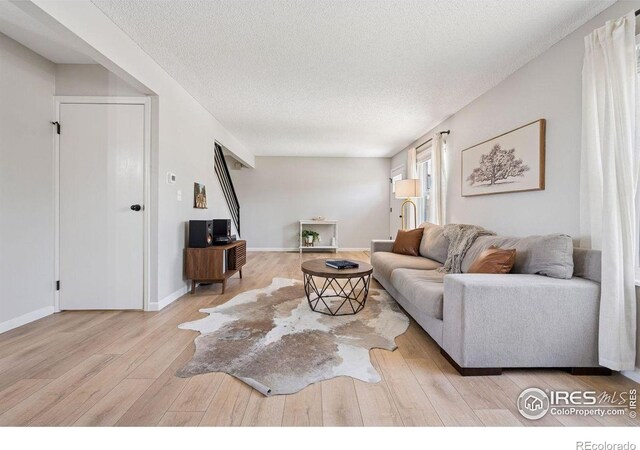 10430 Owens Cir, Broomfield, CO 80021