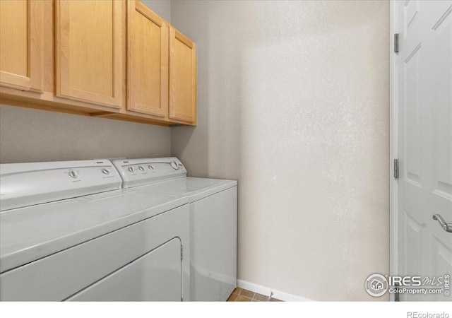 3632 Cassiopeia Ln, Fort Collins, CO 80528 - laundry area with independent washer and dryer and cabinet space