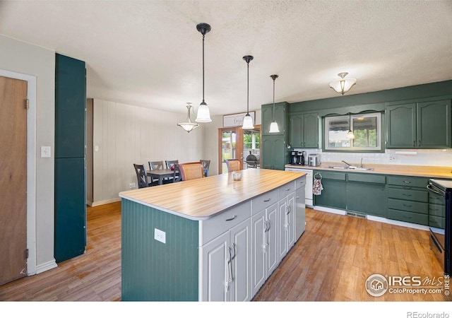 711 35th Avenue Ct, Greeley, CO 80634 - photo 6