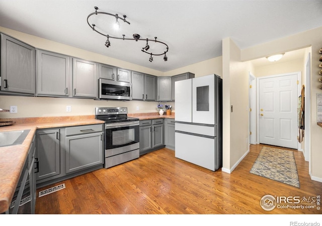 3454 Leopard Pl, Loveland, CO 80537 - photo 8