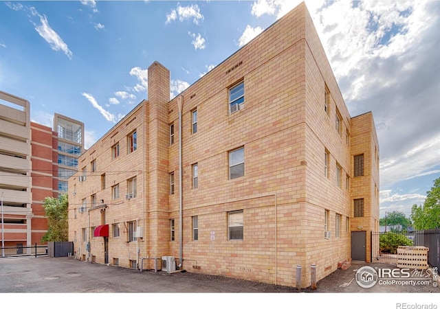 1100 Colorado Blvd Unit 305, Denver, CO 80206 - view of building exterior
