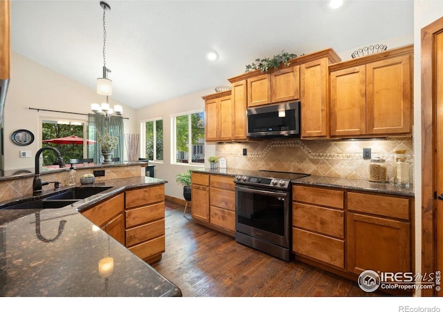 4910 Georgetown Dr, Loveland, CO 80538 - photo 7