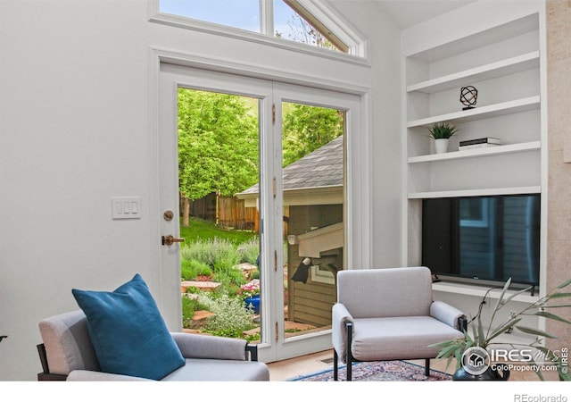 3421 4th St, Boulder, CO 80304 - sitting room featuring built in shelves