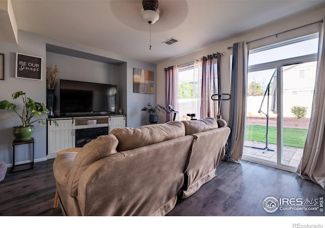 3919 Hunterwood Ln, Johnstown, CO 80534 - photo 9