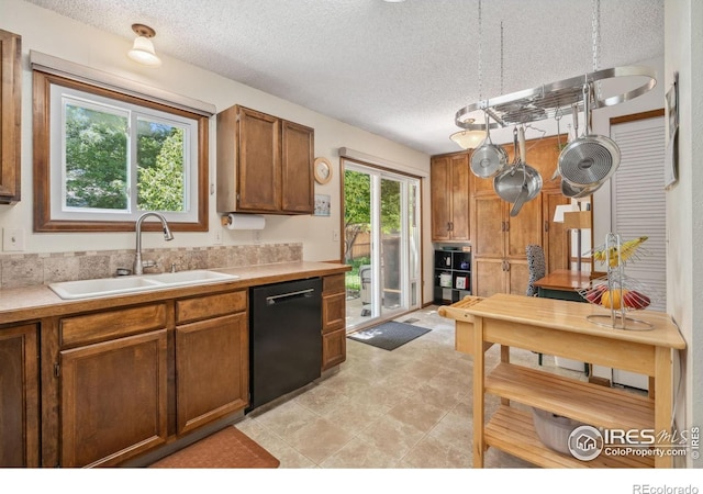 3907 Conifer Dr, Loveland, CO 80538 - photo 9
