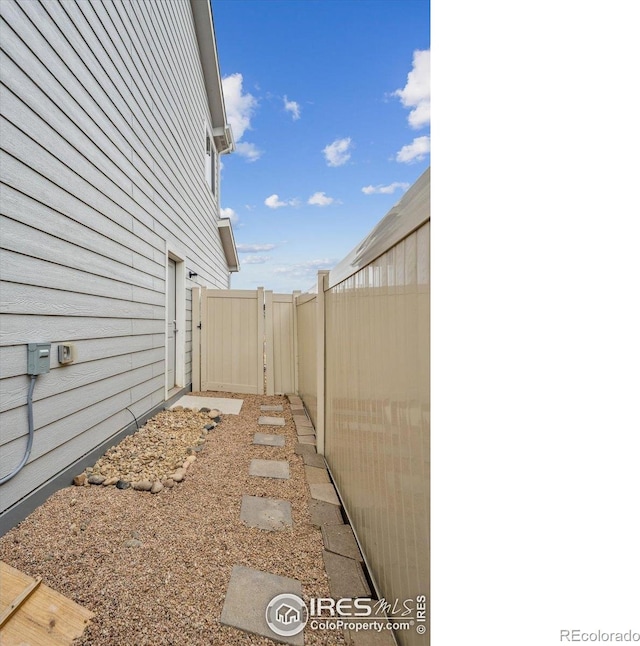 362 Bozeman Trl, Ault, CO 80610 - view of yard with a gate
