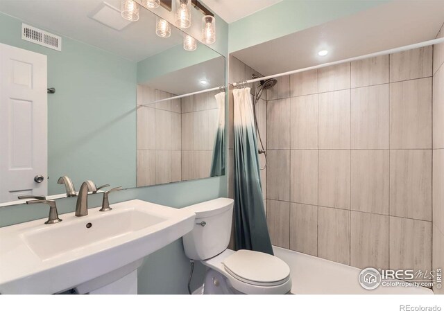 5918 Gunbarrel Ave Unit B, Boulder, CO 80301 - bathroom with tiled shower