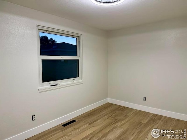 830 S Bowman Ave, Holyoke, CO 80734 - photo 8