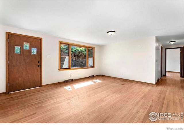 1247 Linden St, Longmont, CO 80501 - photo 2