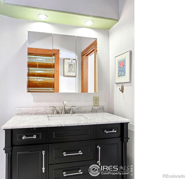24043 Eagle Cliff Trl, Conifer, CO 80433 - bathroom featuring vanity
